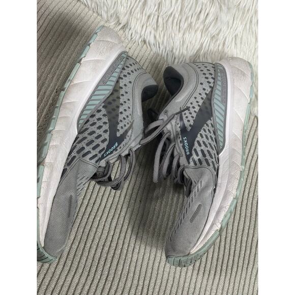 Brooks Adrenaline GTS 21 Shoes Womens 10 Wide D Gray Running Stability 1203291 - Picture 2 of 9